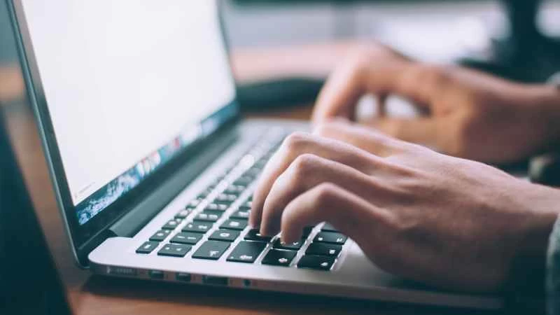 如何暫停瀏覽器標籤頁