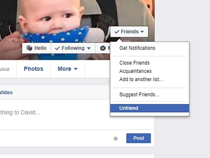 如何在Facebook上取消追蹤某人。