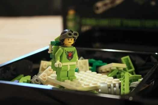 太空人迷你人偶