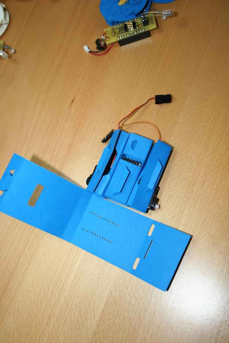 圍繞 Arduino 進行折疊