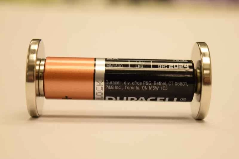 製造一輛自驅磁力“汽車”