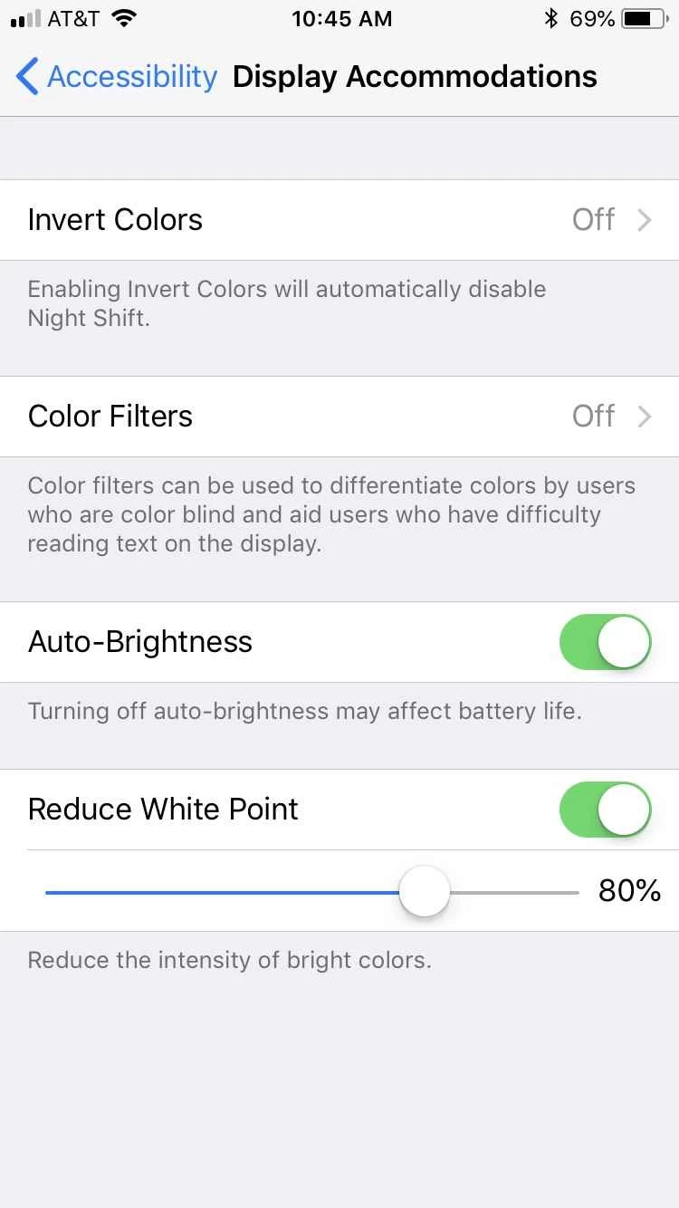 在 iPhone 設定中降低白點
