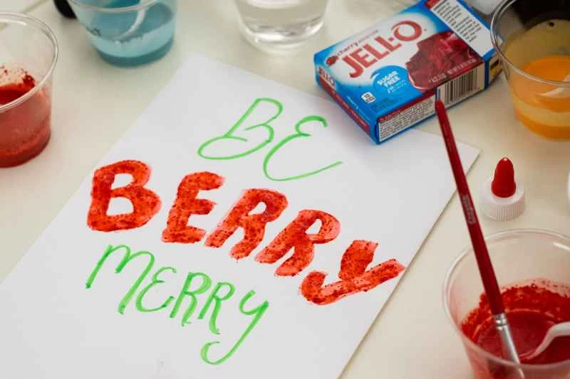 和孩子一起製作神奇的刮刮聞香節日賀卡