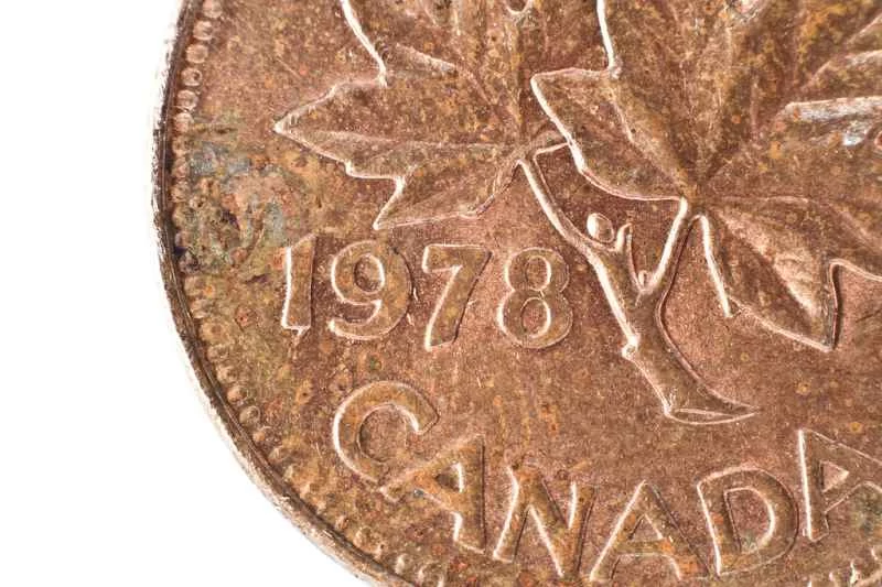 用硬幣製作LED節日彩燈