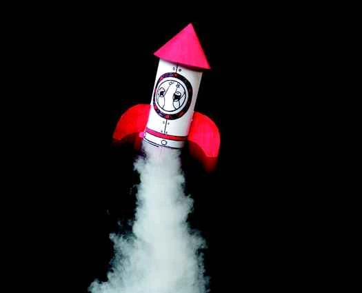 建造並發射一枚迷你火箭
