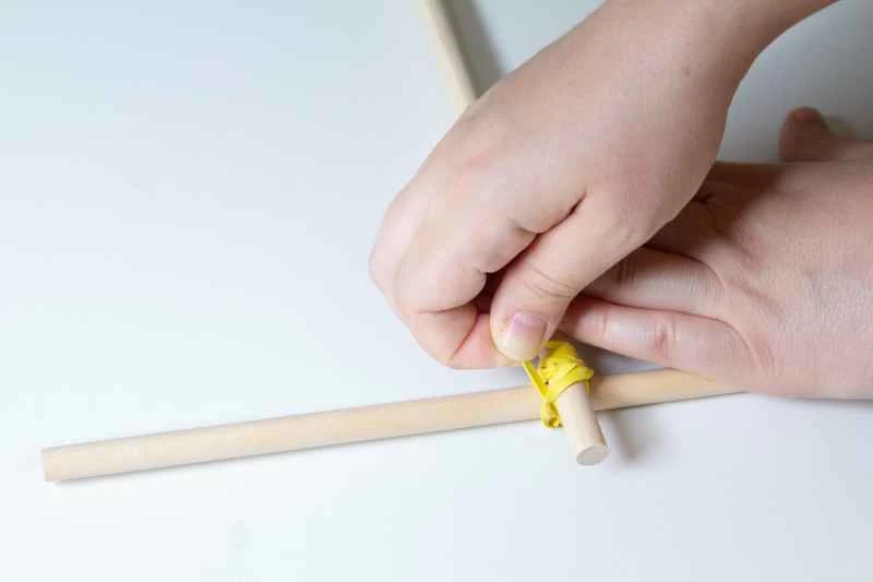 桌上型彈射器 - 步驟 1