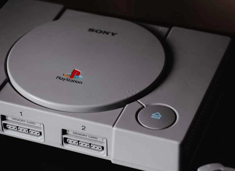 PlayStation One 遊戲機