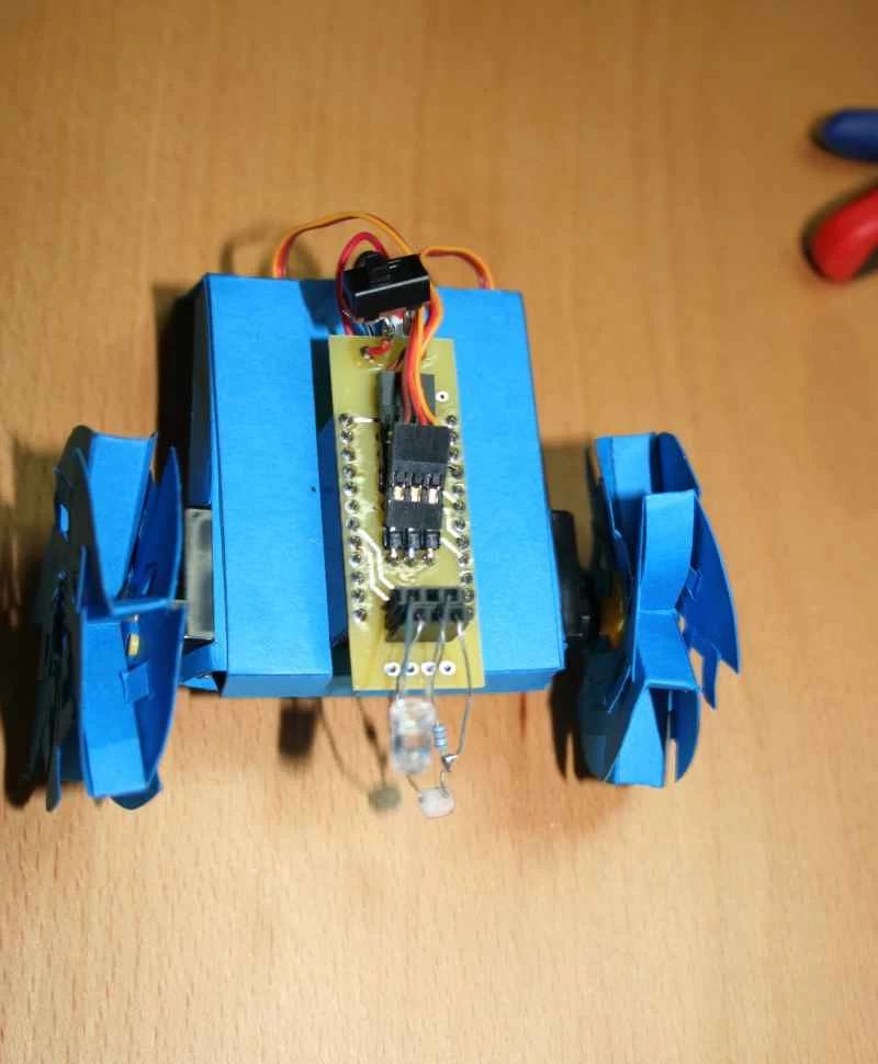 安裝輪子和子板