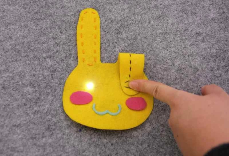 如何透過縫紉教導孩子了解電子產品