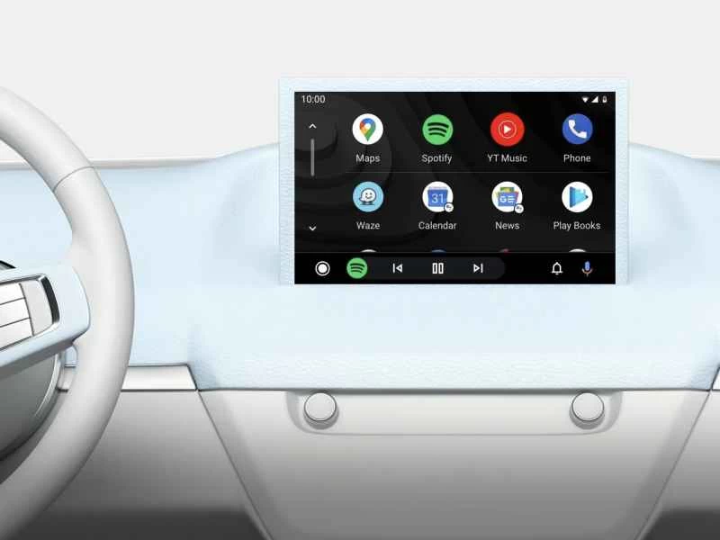 Android Auto 的儀表板顯示視覺效果。