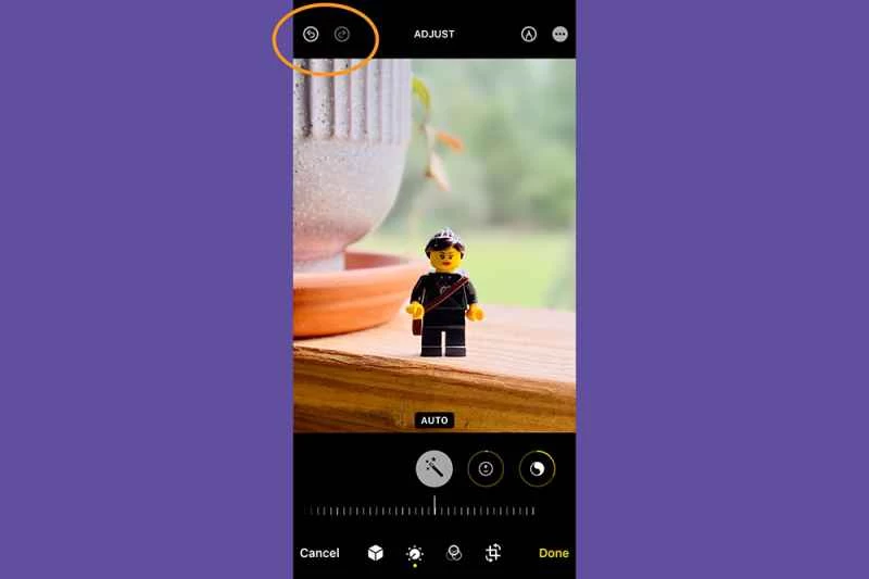 iPhone 照片套用處於編輯模式,示範如何撤銷照片編輯。