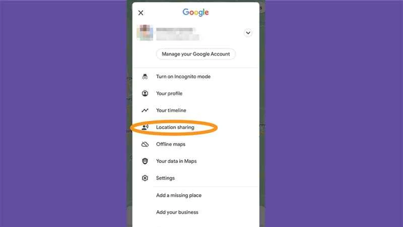 在螢幕中間選擇“位置共享”，即可在 Android 裝置上與其他 Google 帳戶共享您的位置。